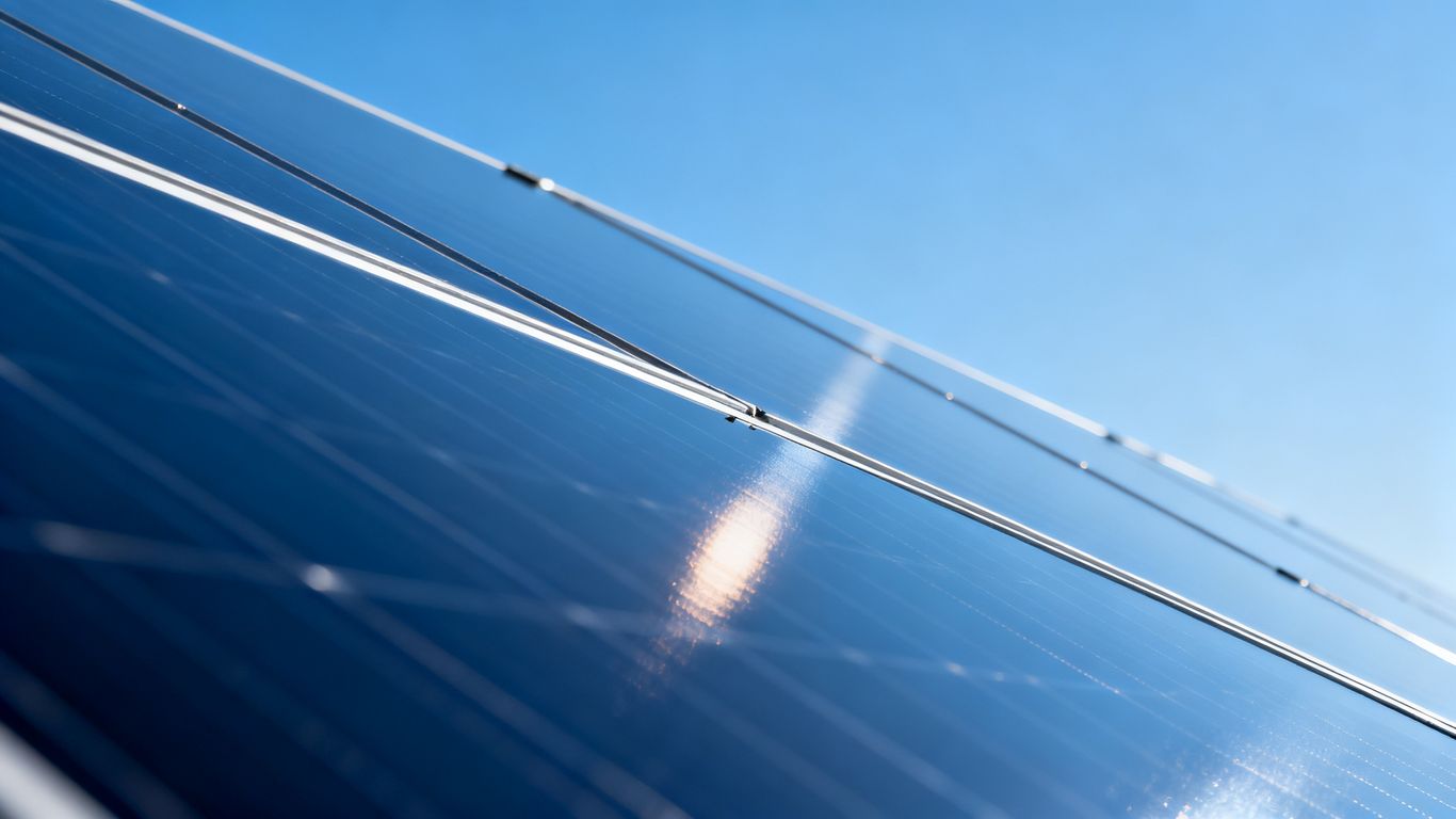 Panneau solaire canadien de type N et bifacial.